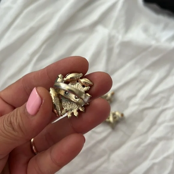 Gorgeous multicolored banana republic cuff like earring and ring set - Picture 3 of 3